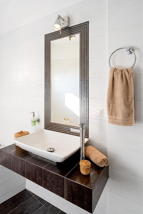 Mira Sitia Luxury Apartment Luaran gambar